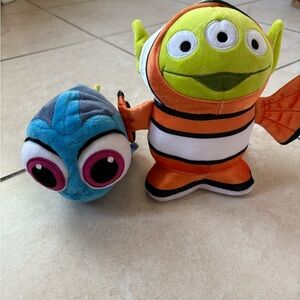 Disney baby dory, Toy Story alien with Nemo costume